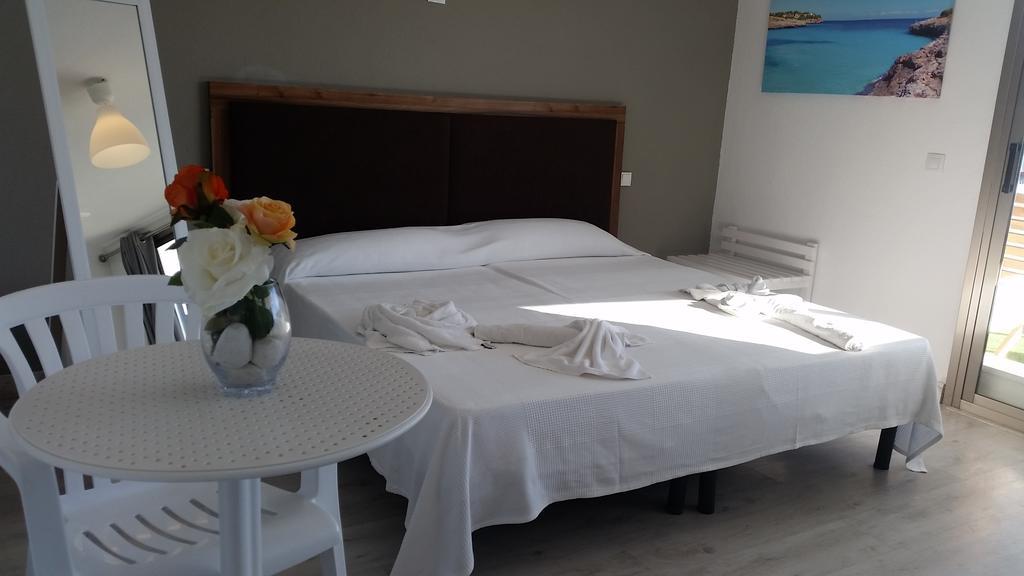 Es Nautico Suites Porto Cristo Εξωτερικό φωτογραφία