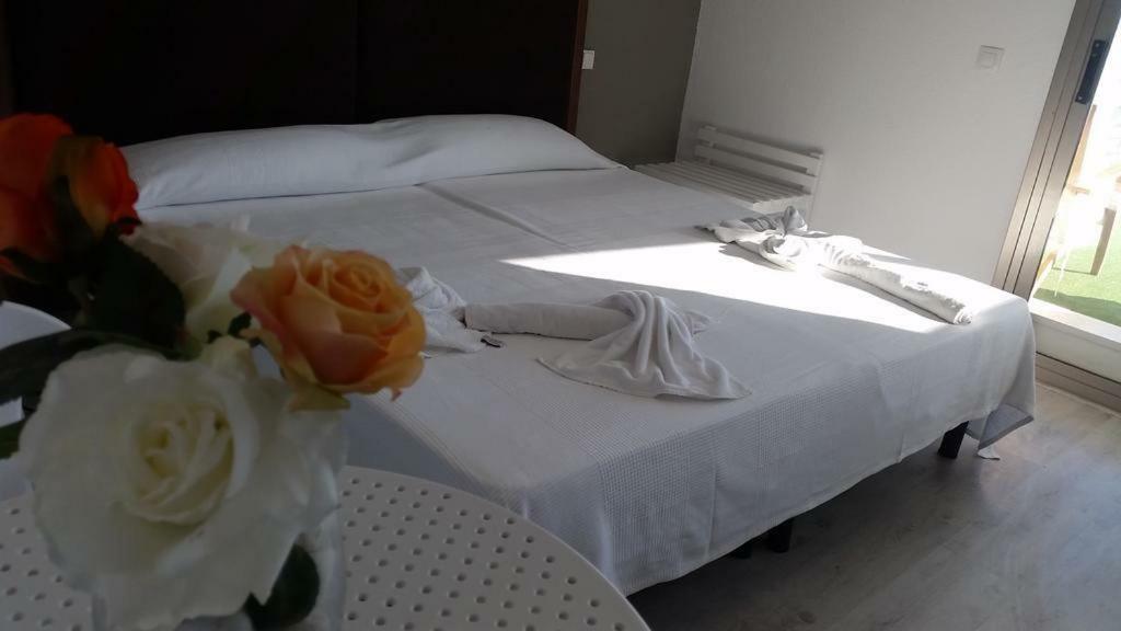 Es Nautico Suites Porto Cristo Εξωτερικό φωτογραφία